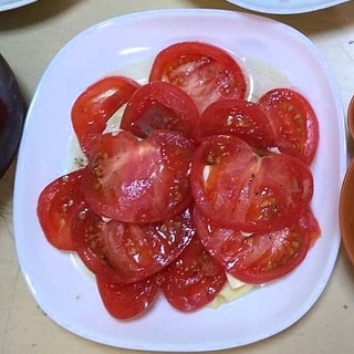 チーズトマトマリネ